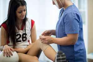 Featured Image for Female athlete, injury treatment