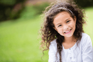 Featured Image for cute little girl with curly hair