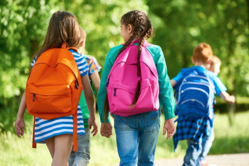 8 tips for safe backpack use