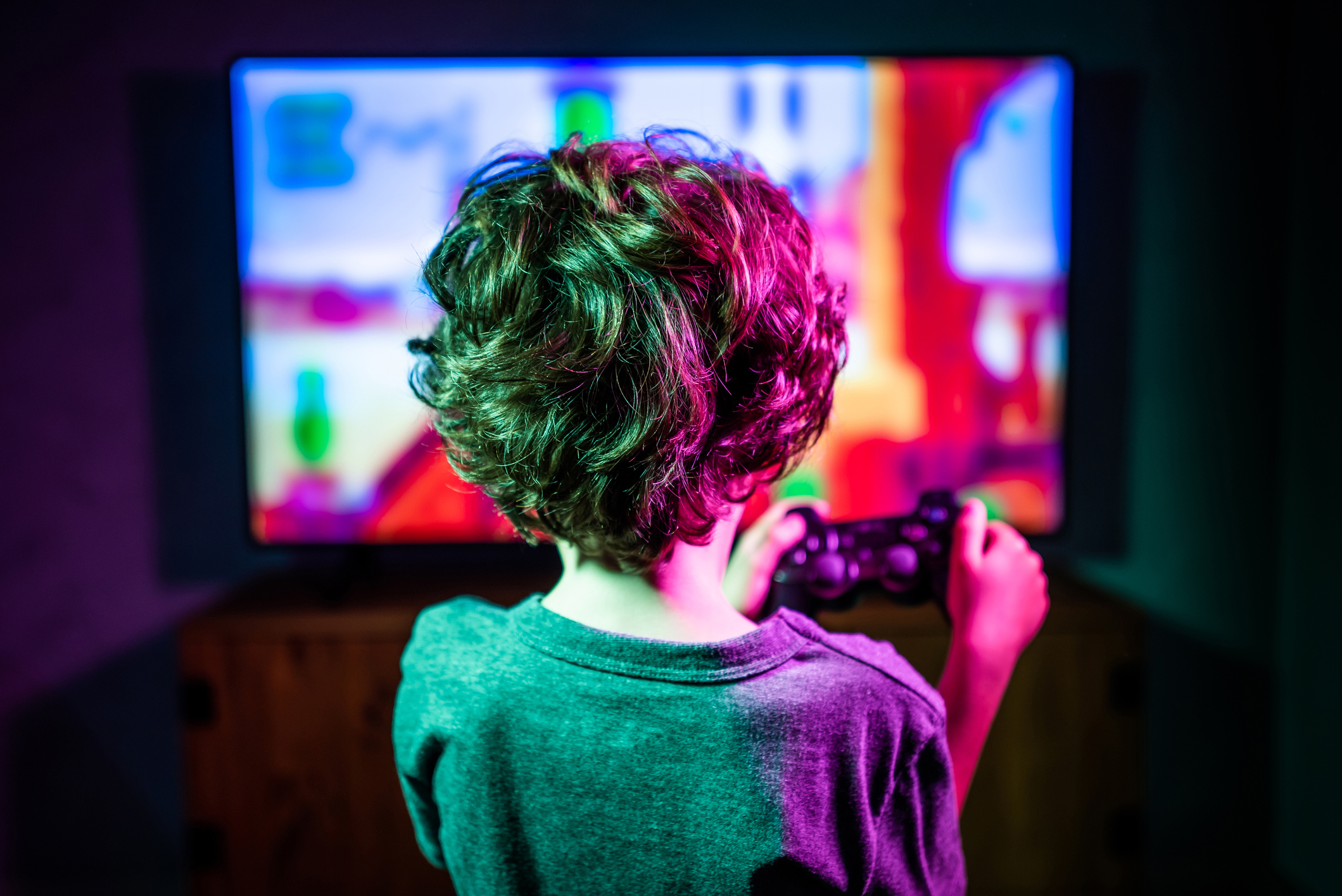 How to know if your child is addicted to video games and what to do about it