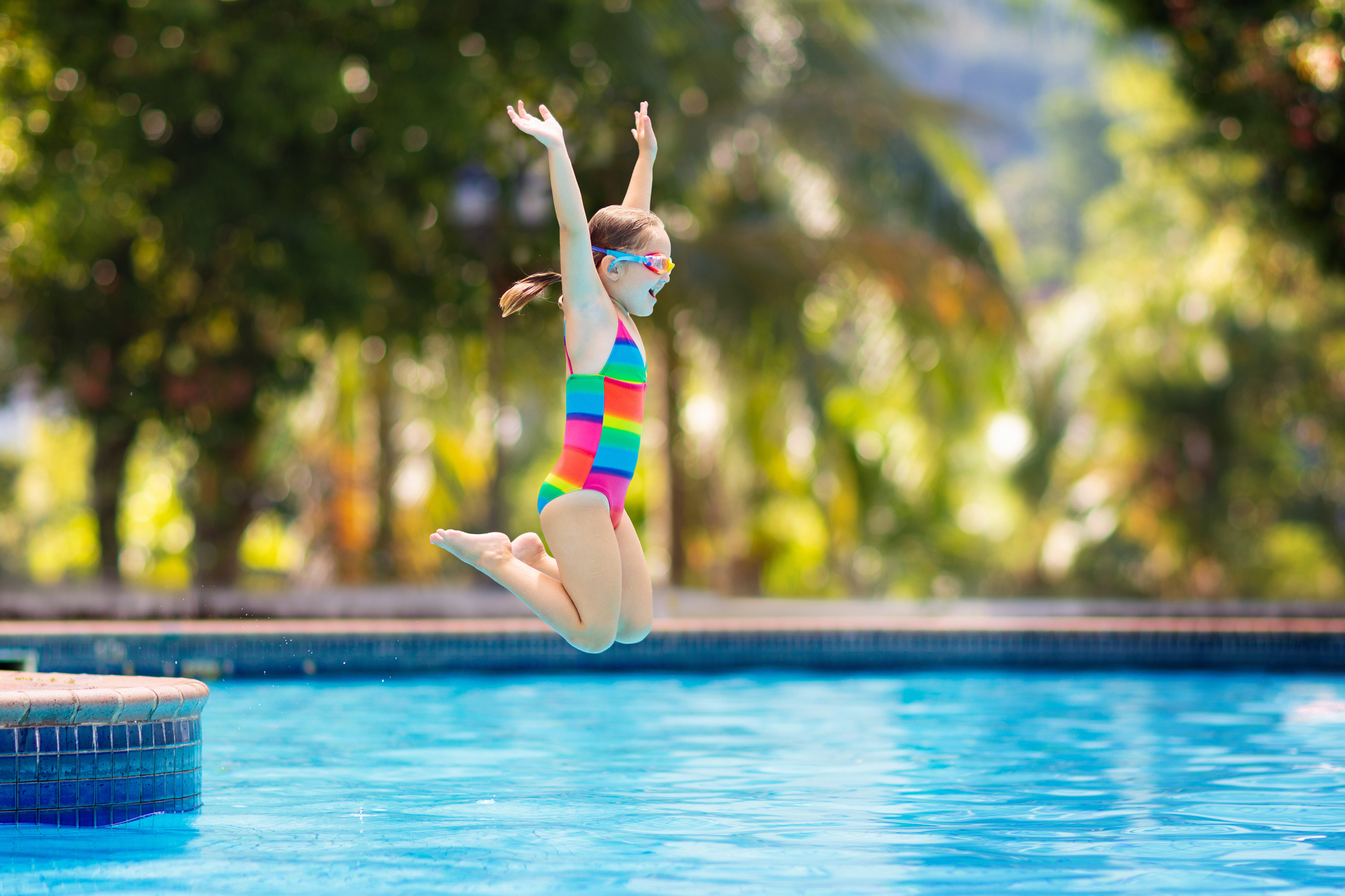 What are the safest swimsuit colors? : Inside Children's Blog